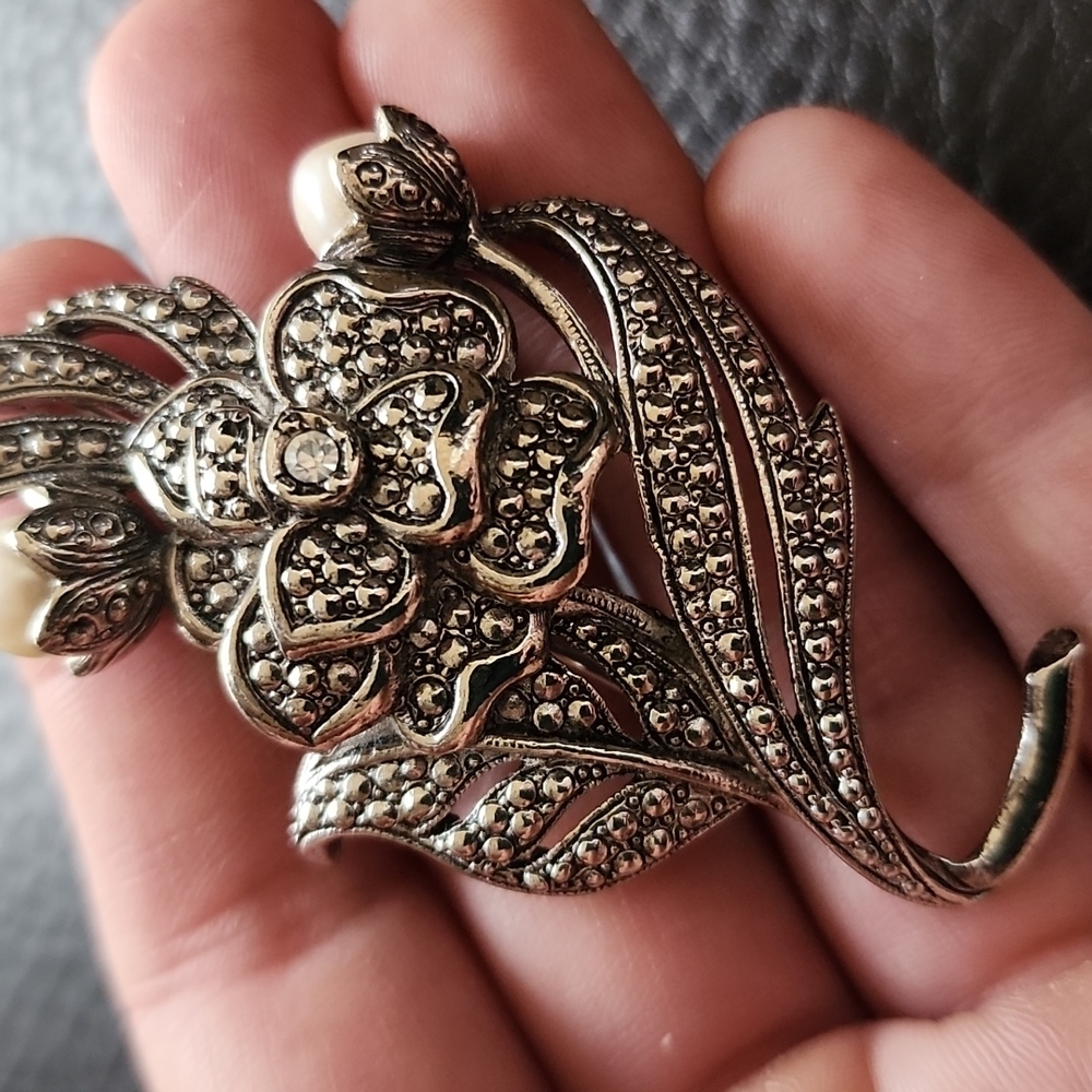 Vtg Kenneth Jay Lane For Avon Brooch - image 7